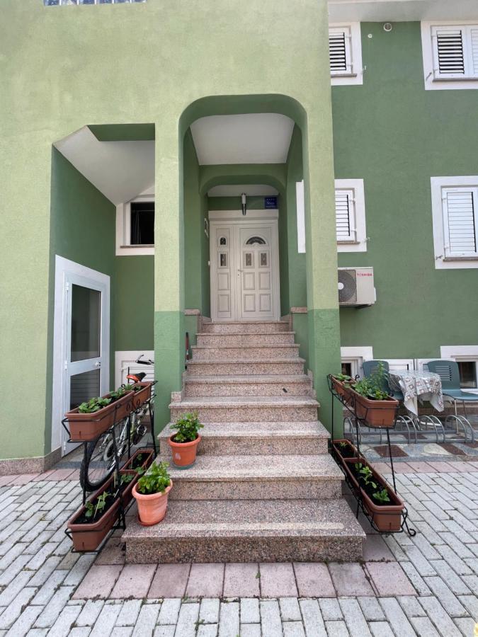Zajim Apartment - B&B
