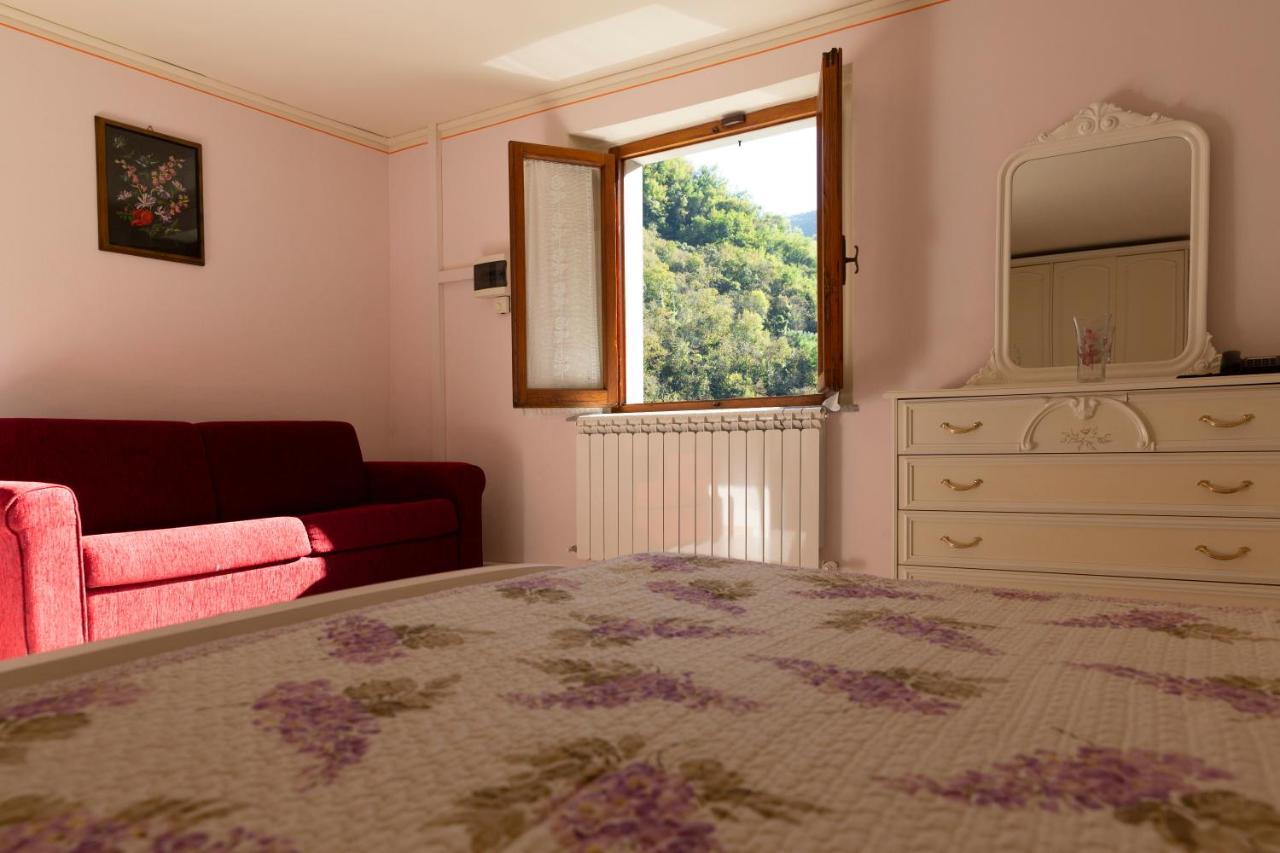 Apartment with Garden View