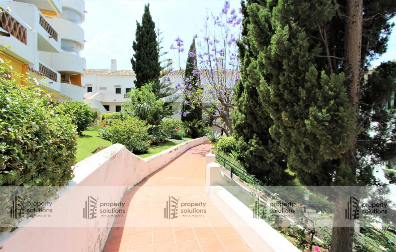 Pueblo Del Parque 3 - Terraza soleada con jardín - Piscina y Playa - Urbanización tranquila - Chambres d'hôtes Benalmádena