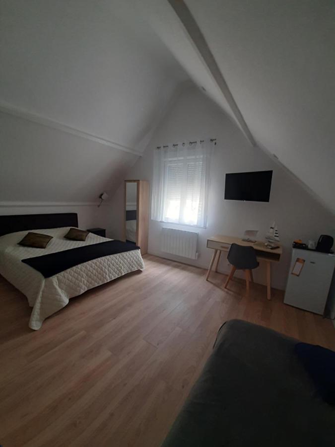 Deluxe Zimmer (2 Erwachsene & 1 Kind)