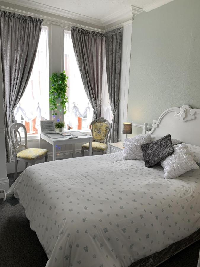 Chambre Double avec Salle de Bains Privative