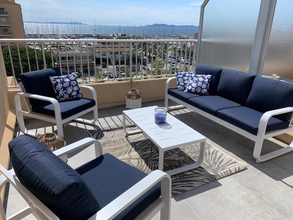 L'EFFET MER, DUPLEX SUR LE PORT AVEC SES 2 TERRASSES VUE MER - Ferienwohnung