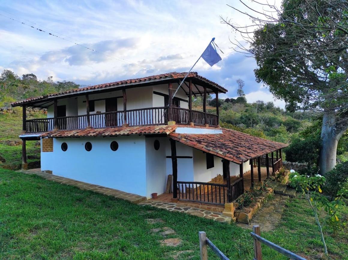 Casa Ceiba de Mirabel-Barichara - B&B
