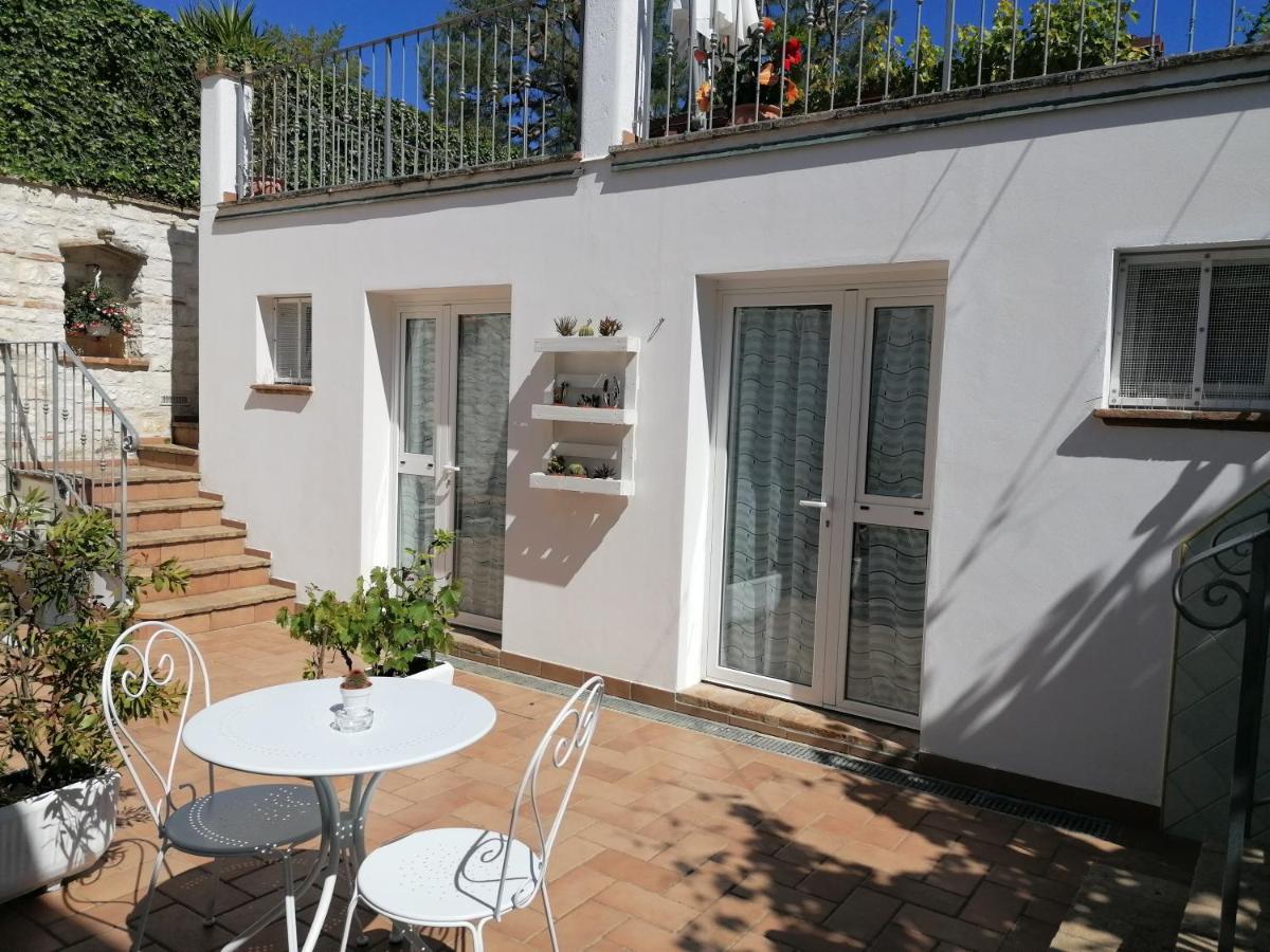 Double Room with Private External Bathroom