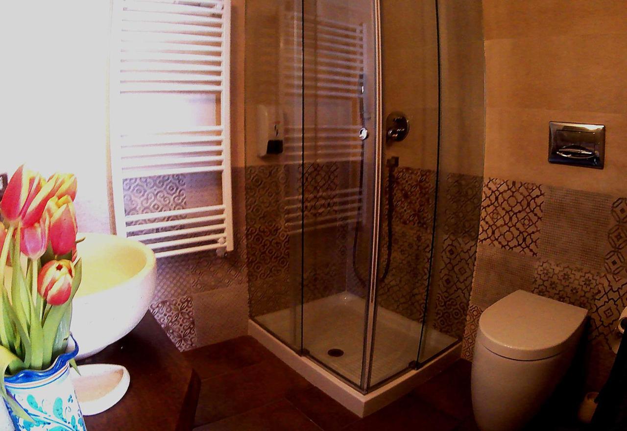 Double or Twin Room with Mountain View