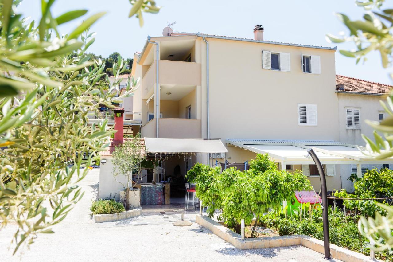 Appartamento con 3 Camere da Letto