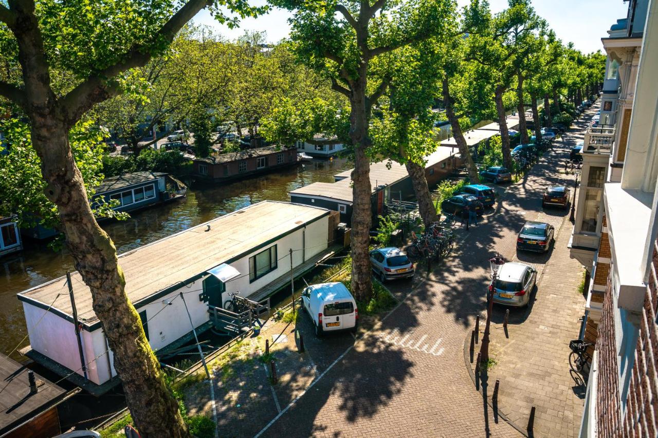 B&B Amsterdam - Amsterdam-Houseboat-Amstel - Bed and Breakfast Amsterdam