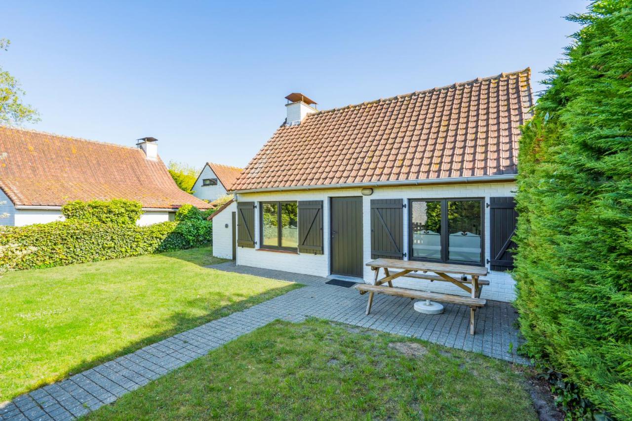 Cottage 213 in Sunparks Oostduinkerke with free parking and garden - B&B