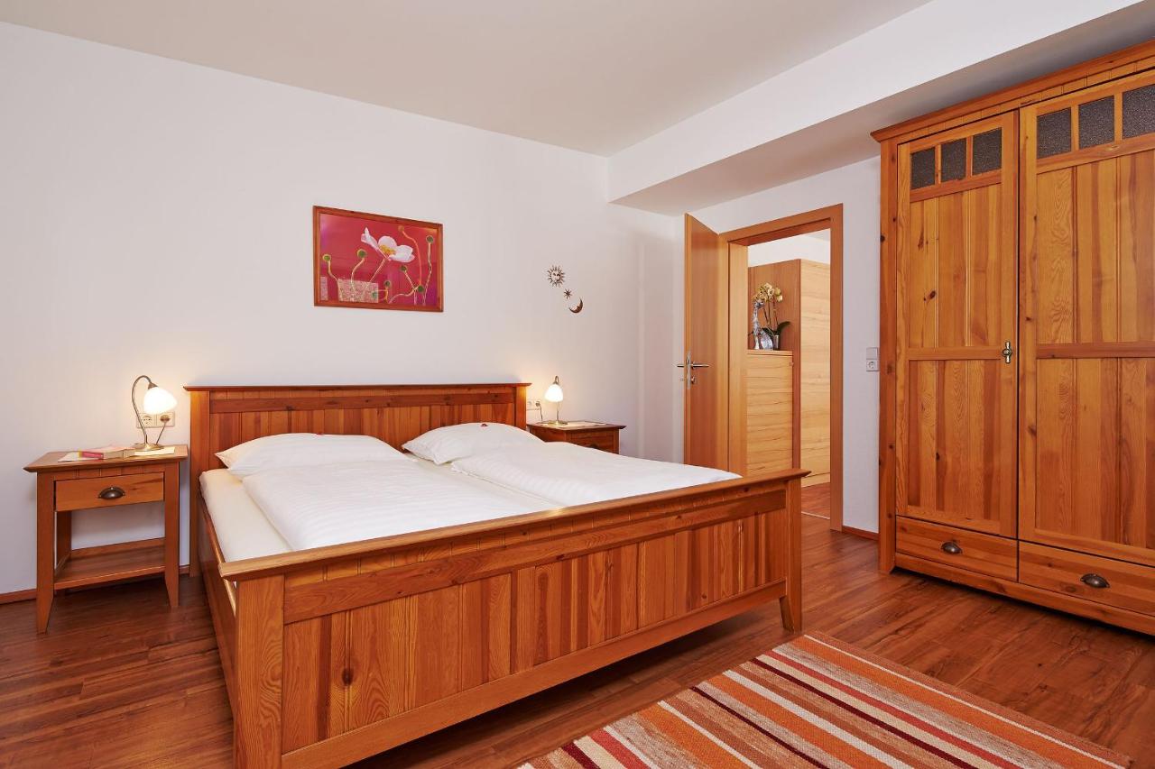 One-Bedroom Apartment with Balcony