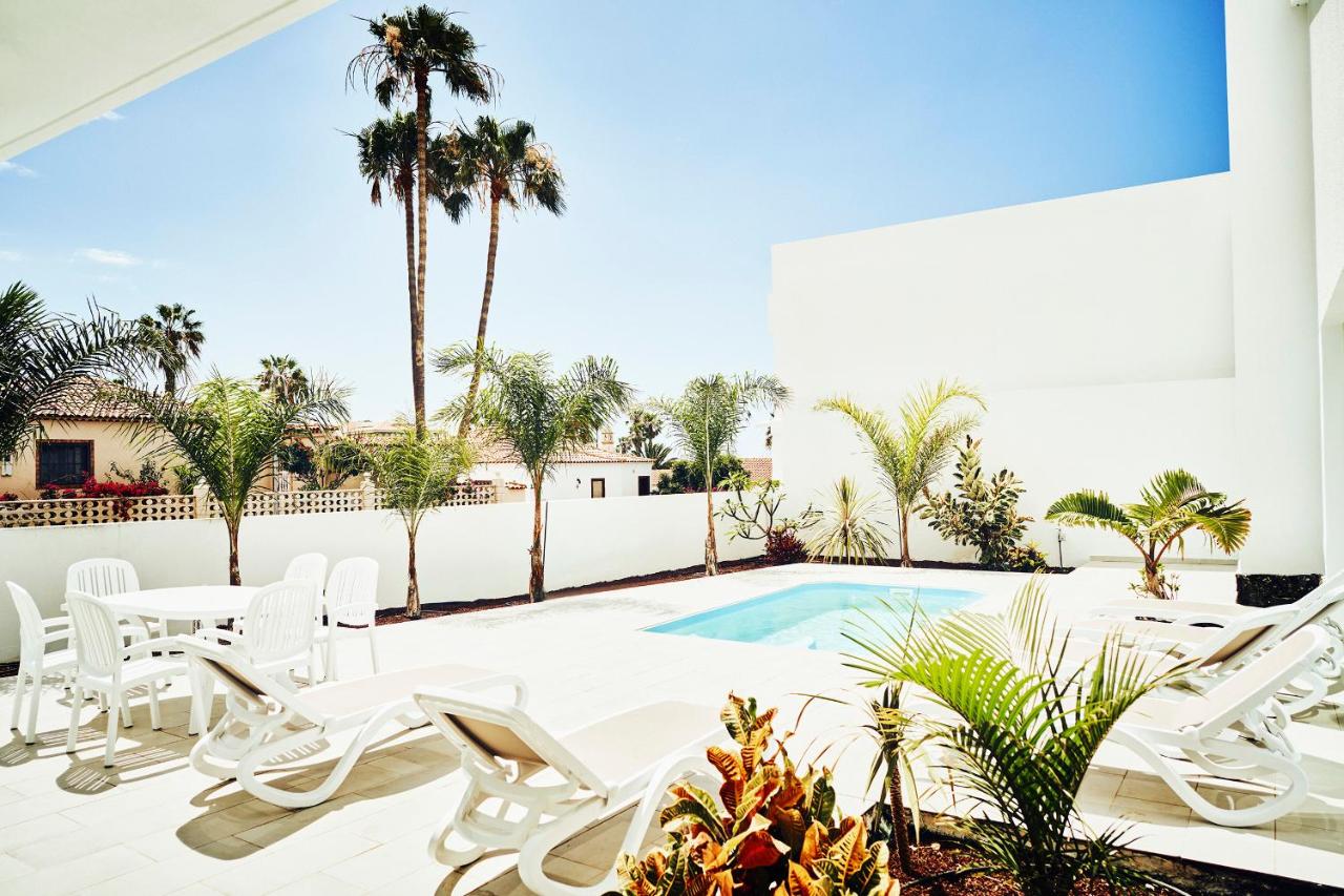 VILA AMALIE - 3BDR+3 BATH in Amarilla Golf - B&B