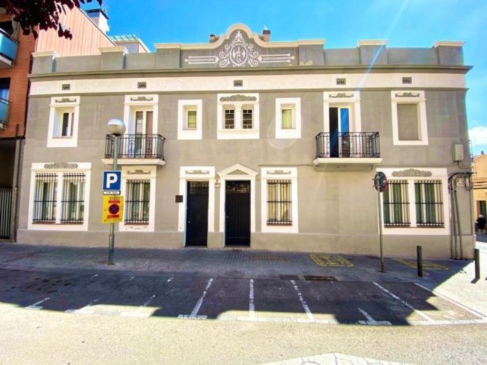 Casa nanit apt d - B&B L'Hospitalet de Llobregat