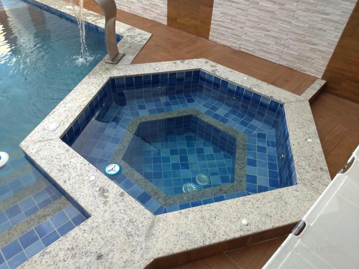 GARATUCAIA - Suites Casa de Madeira - B&B Angra dos Reis