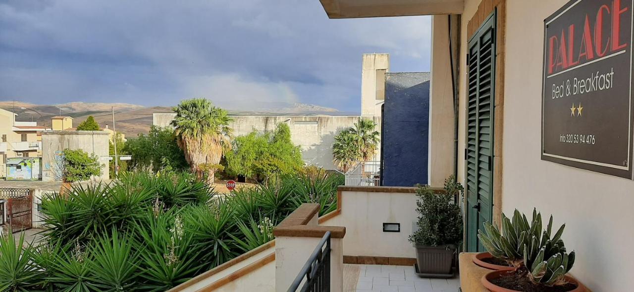 Palace Bed & Breakfast - B&B Salaparuta