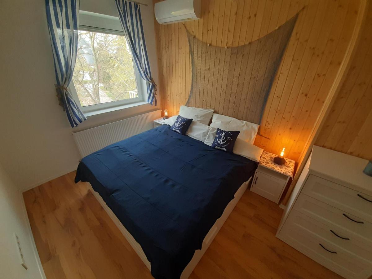 Admiral Apartman Makó - Chambres d’hôtes