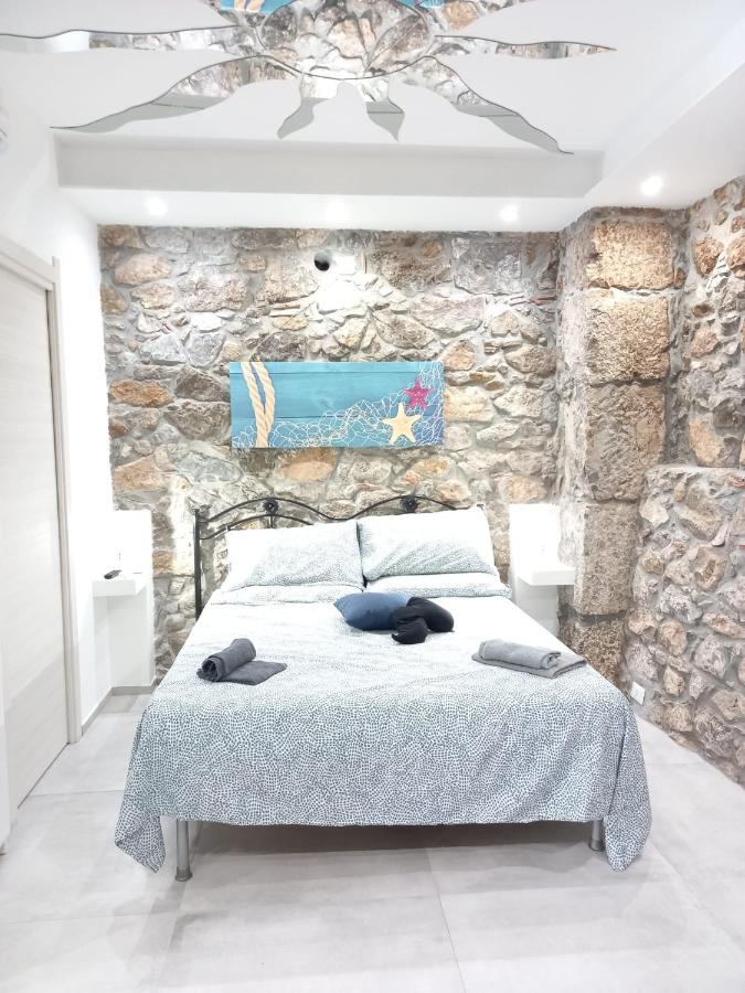 Cortile delle mura - B&B Cefalù