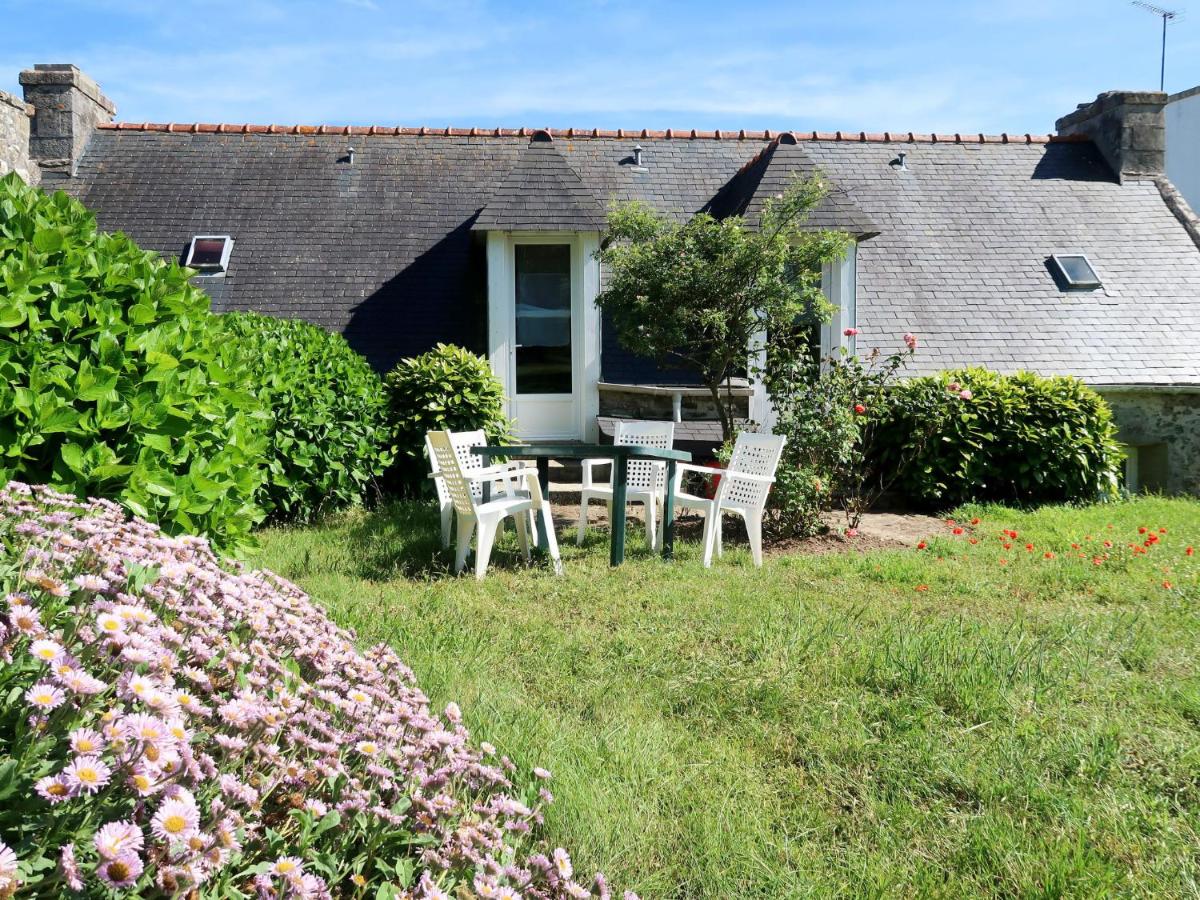 B&B Plozévet - Holiday Home Les Hortensias - PZV107 by Interhome - Bed and Breakfast Plozévet