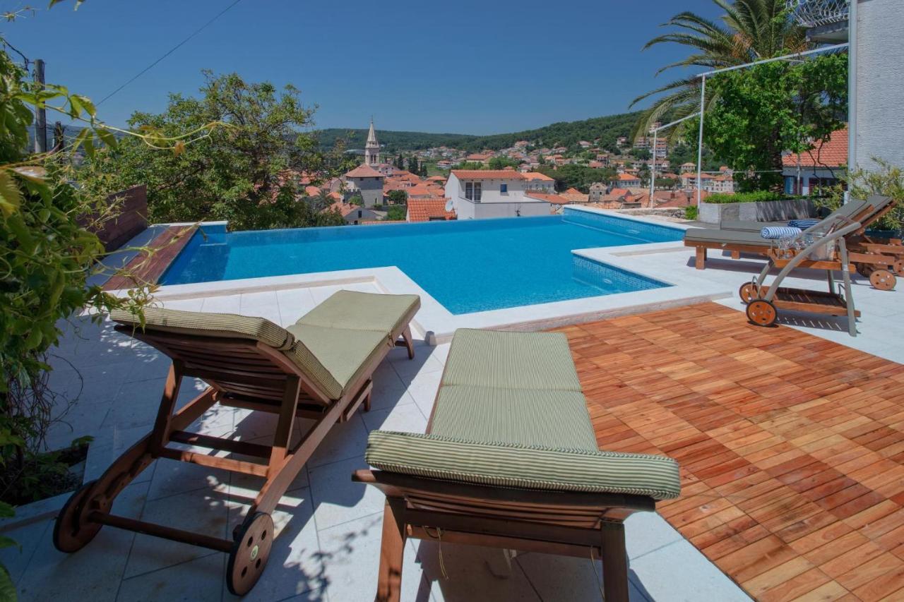 Villa ToTa Glamur - B&B Jelsa