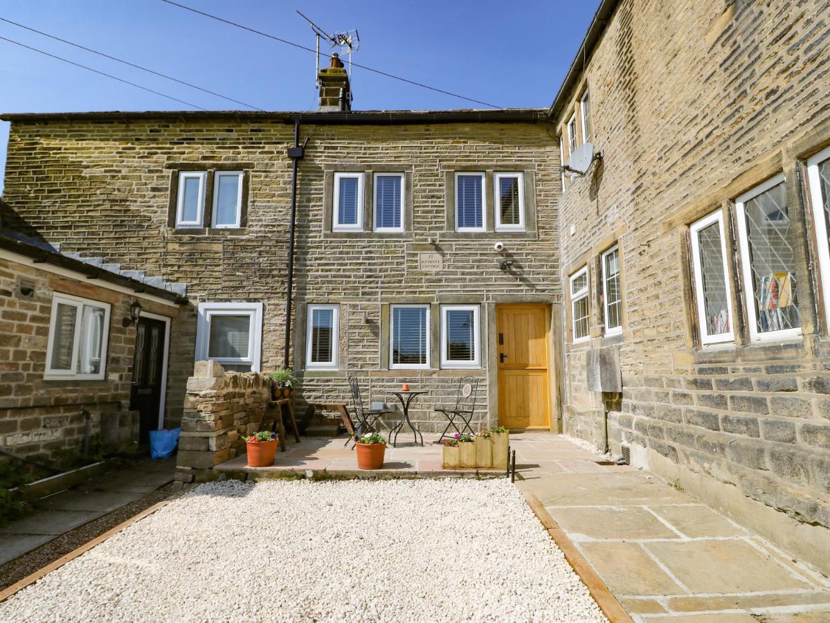 B&B Holmfirth - Ha'penny Cottage - Bed and Breakfast Holmfirth