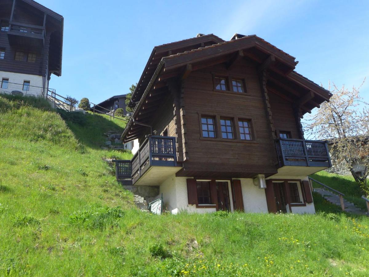 B&B Grimentz - Chalet Chalet A Coeur by Interhome - Bed and Breakfast Grimentz