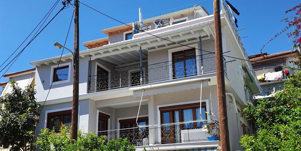 Bellos House - B&B