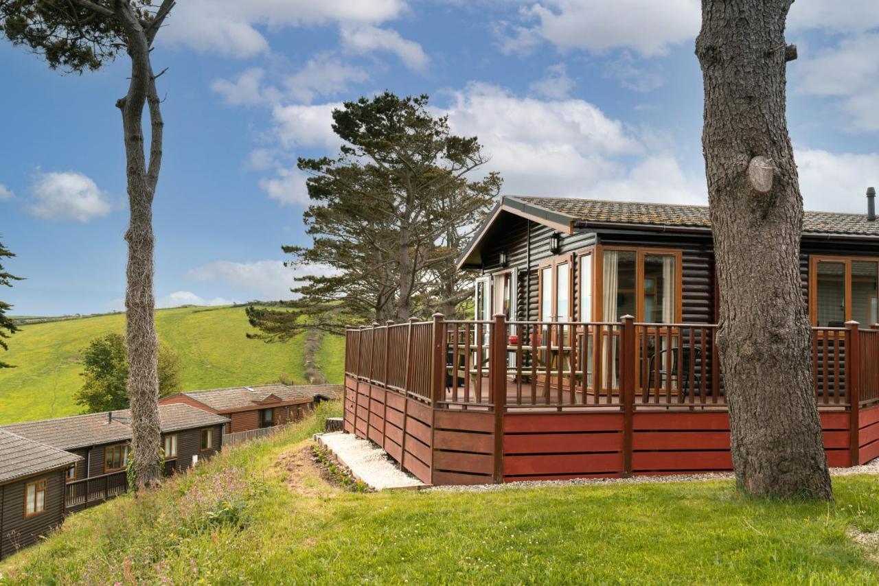 Finest Retreats - Whitsand Bay Lodge - B&B