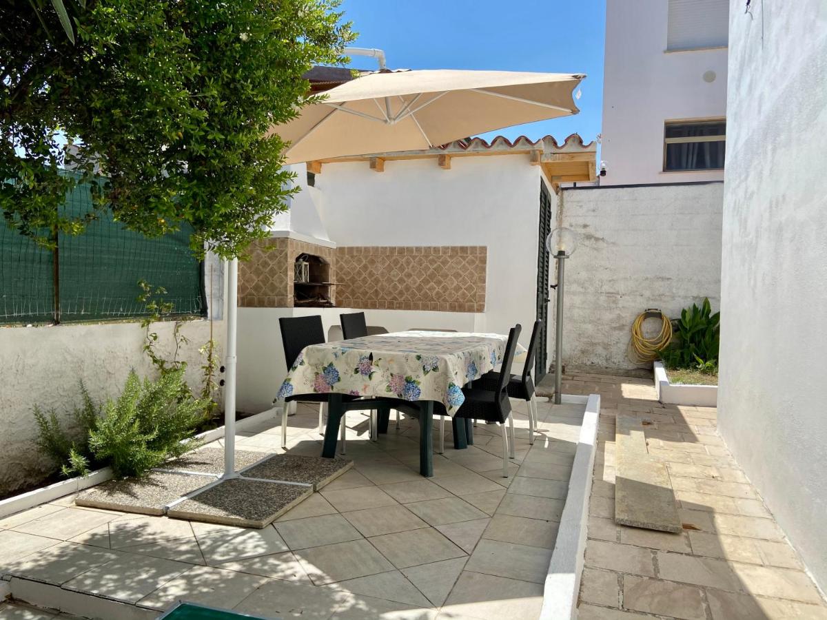 Appartamento Con Giardino - Ferienwohnung La Caletta