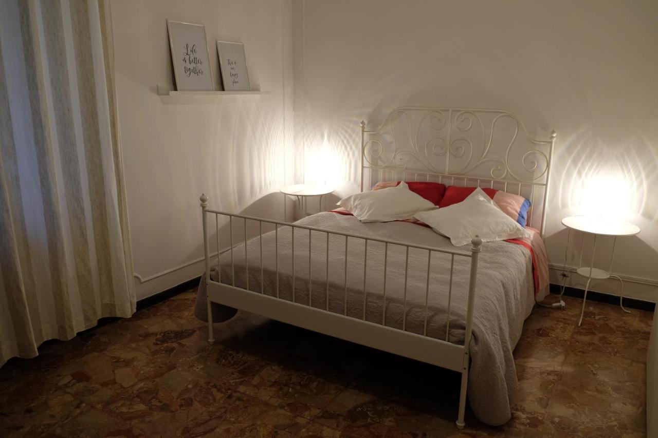 B&B Modena - Spaziosa Matrimoniale nel centro di Modena - Bed and Breakfast Modena