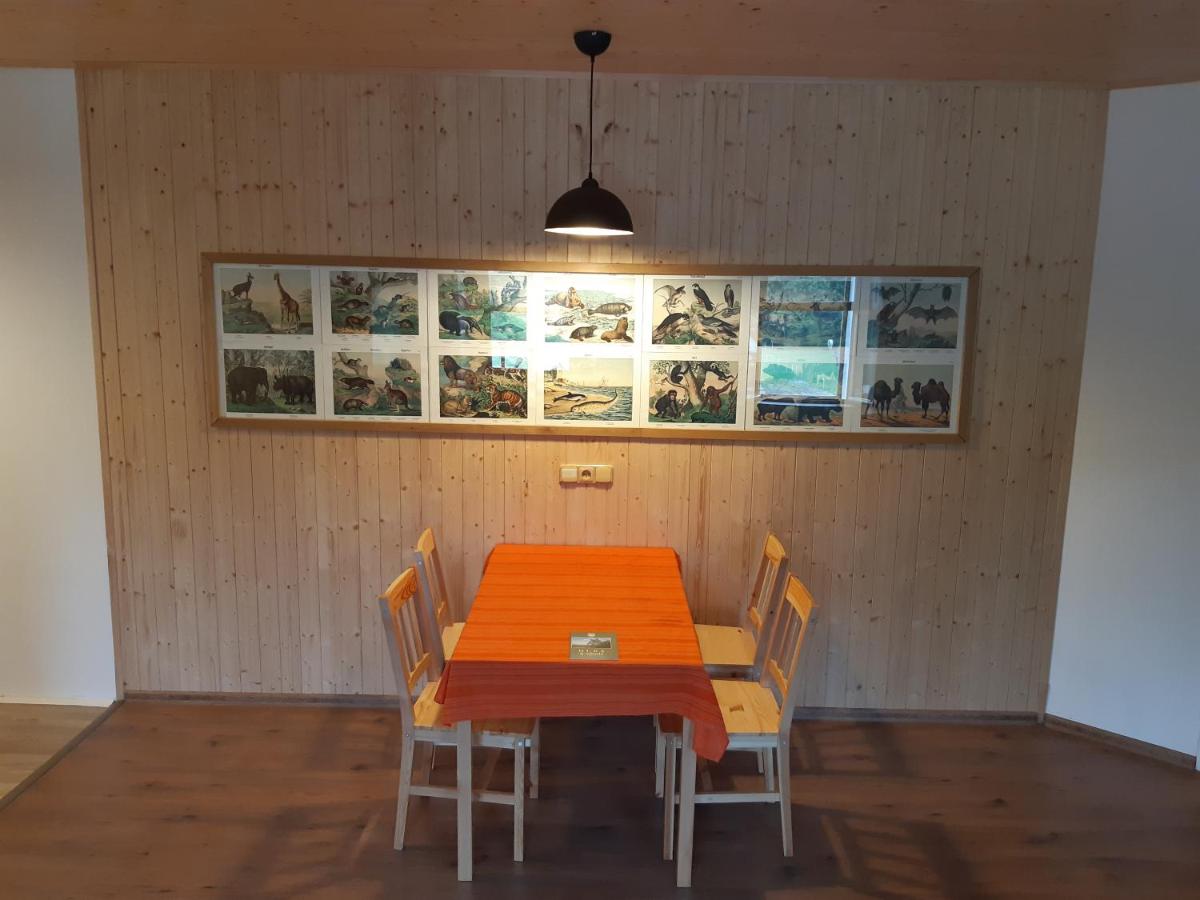 Stáj Zakšín - špejchar - Bed and Breakfast