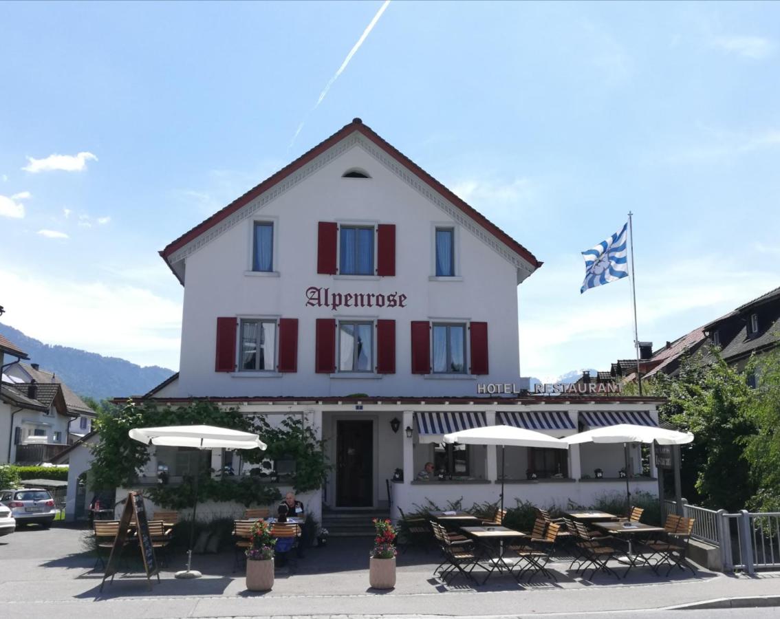 B&B Maienfeld GR - Hotel Alpenrose - Bed and Breakfast Maienfeld GR