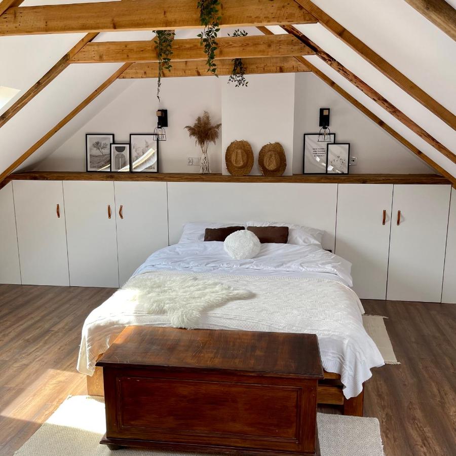 Apartment - Split Level