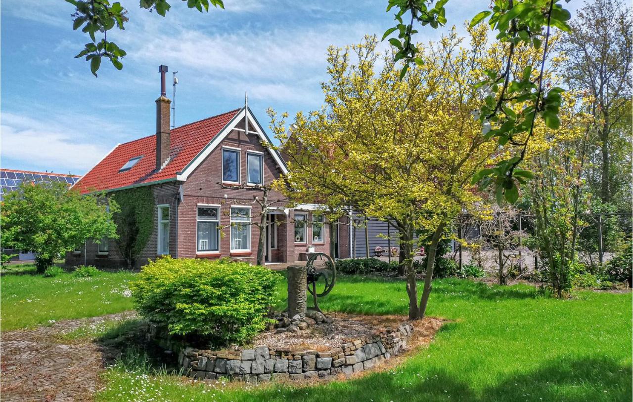 B&B Scharendijke - Awesome Home In Scharendijke With 6 Bedrooms And Wifi - Bed and Breakfast Scharendijke