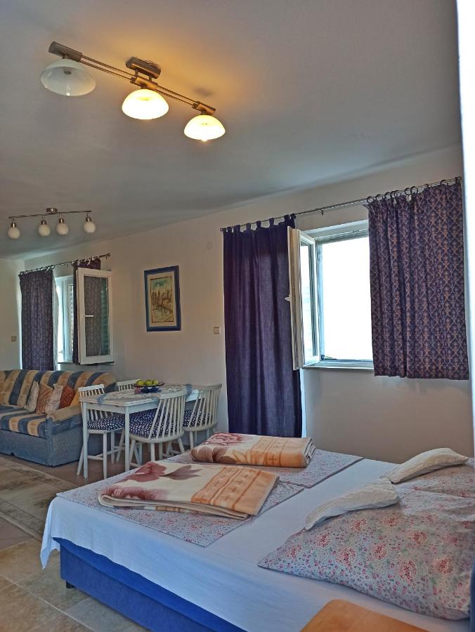 Apartamento con terraza