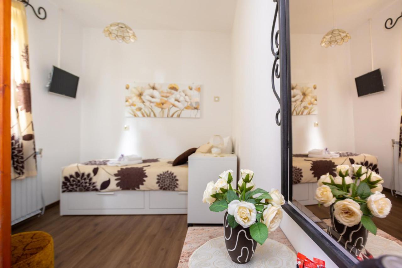 Camera Singola con Bagno Privato