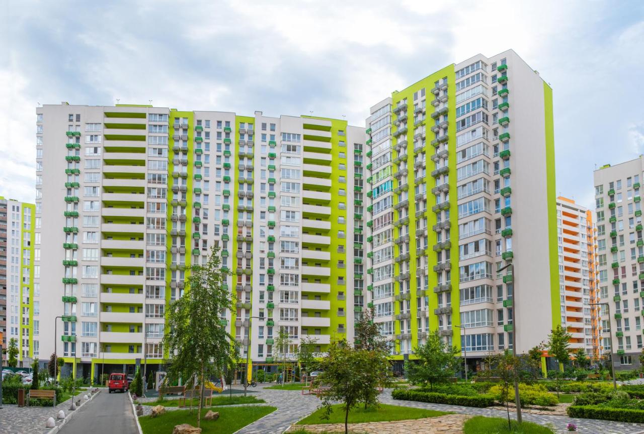 MYFREEDOM Апартаменти метро Нивки - Chambres d’hôtes