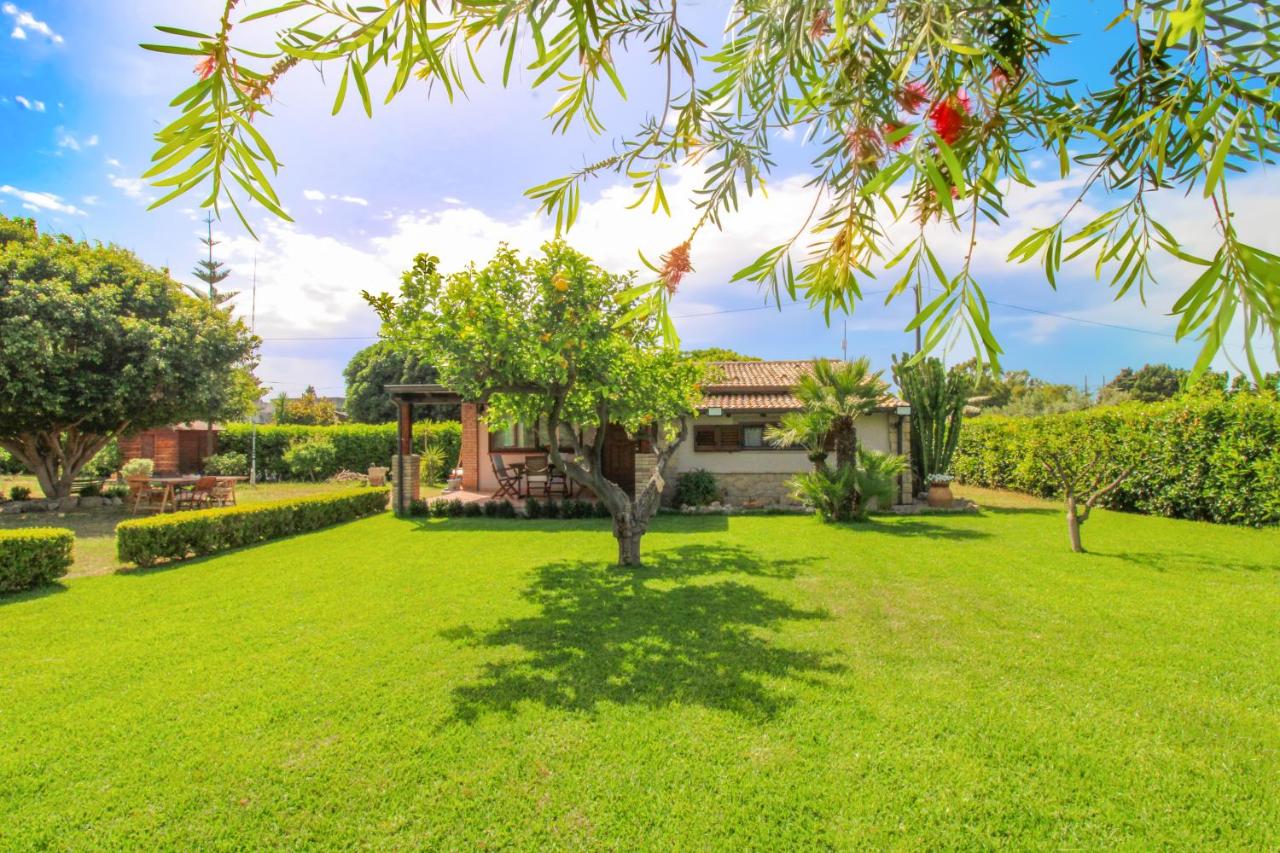 La Casa di Lina - Capo d'Orlando, casa con ampio giardino - Ferienwohnung