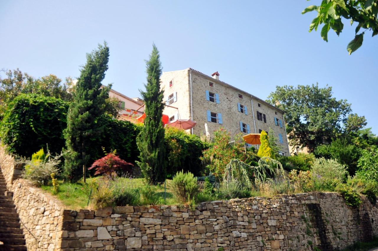 Ruine-Motovun DH - Bed and Breakfast
