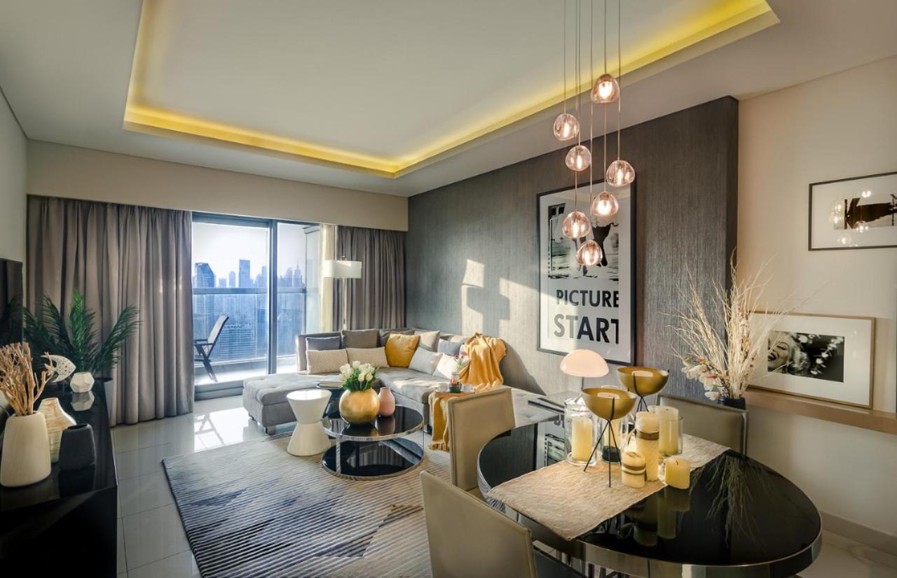 Three Bedroom Apartment with Burj Khalifa View
