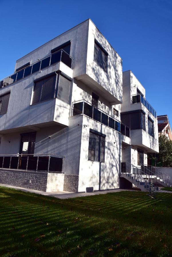 Vila Ozzy - B&B Eforie Nord