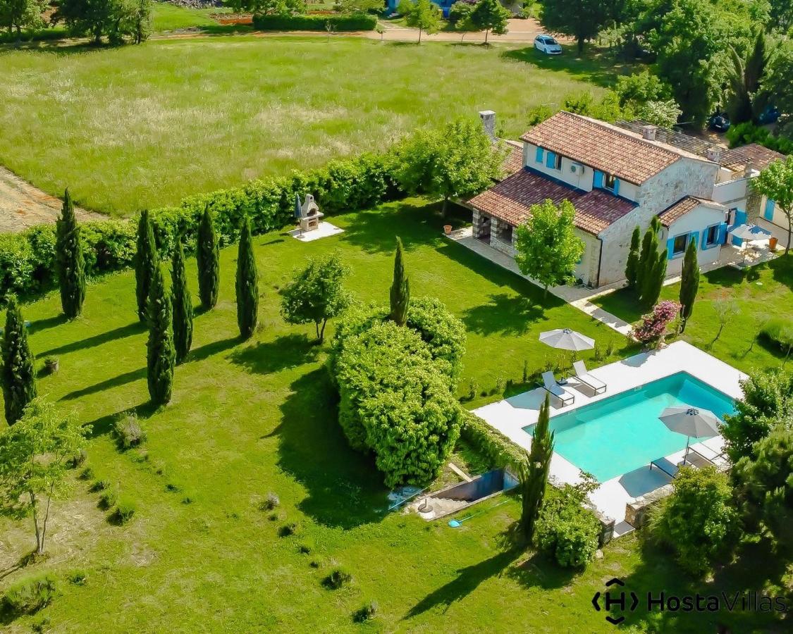 Villa Cypress by Istrian Country Houses - Bed and Breakfast