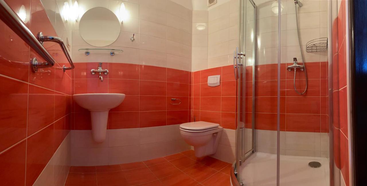 Pension Falko - B&B