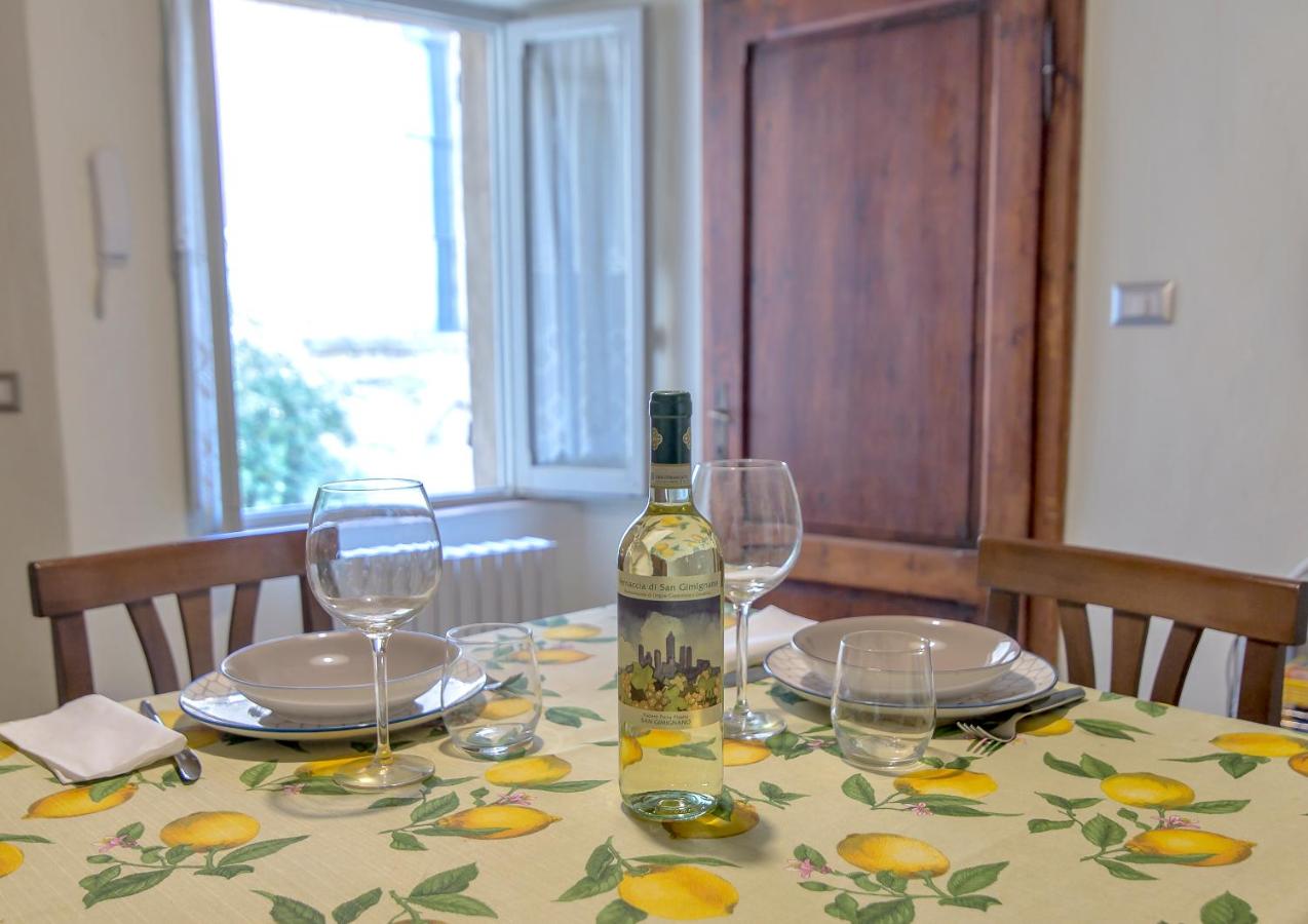 B&B San Gimignano - Appartamento Benozzo - Bed and Breakfast San Gimignano