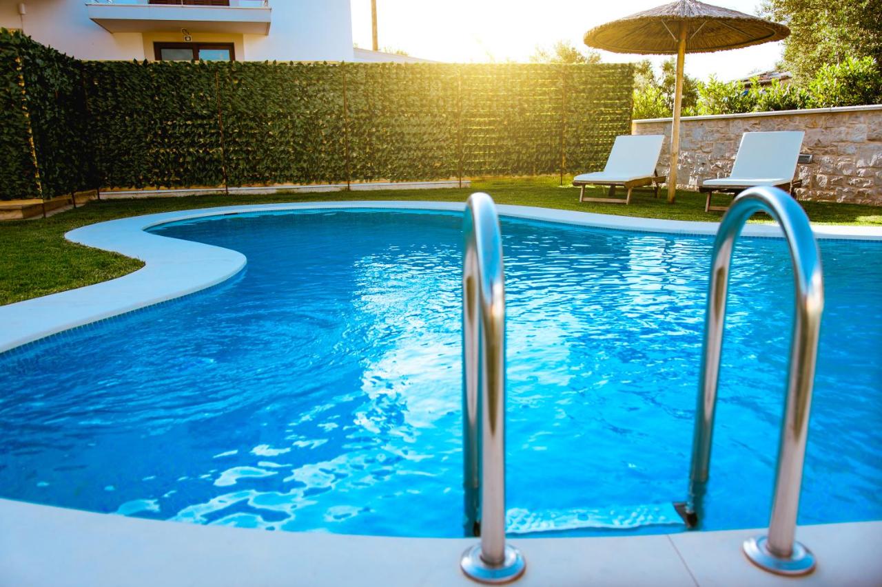 Chania Oasis with heated pool - Bed and Breakfast