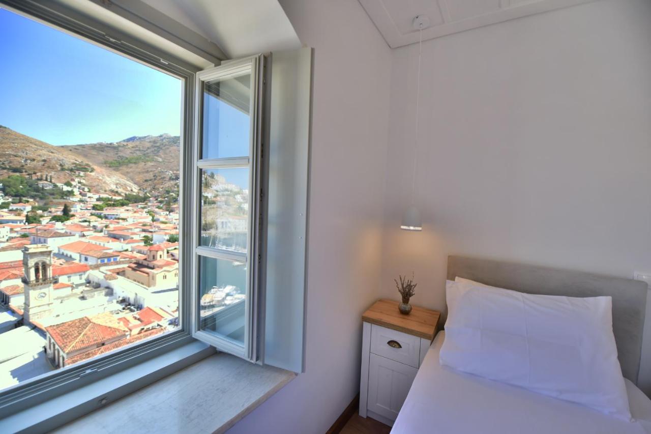 Twin Room with View