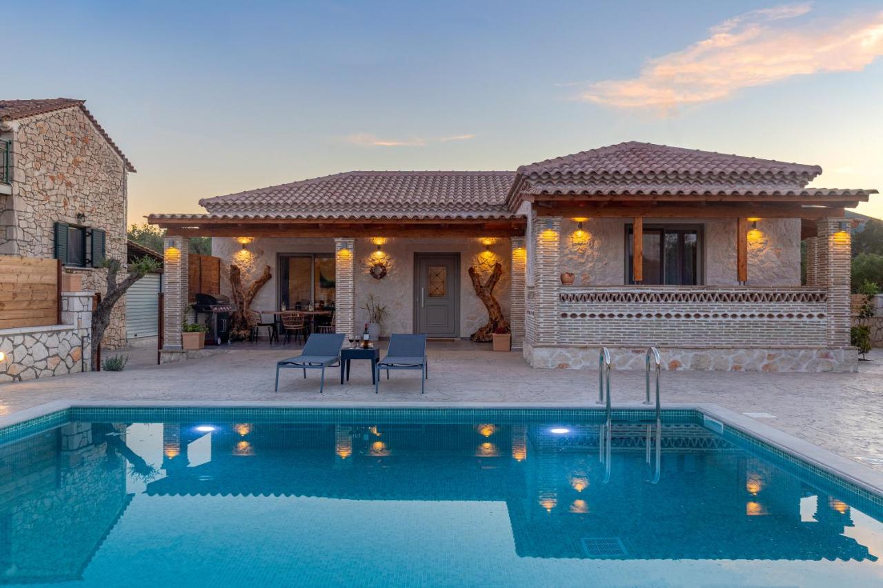 Villa con piscina privada