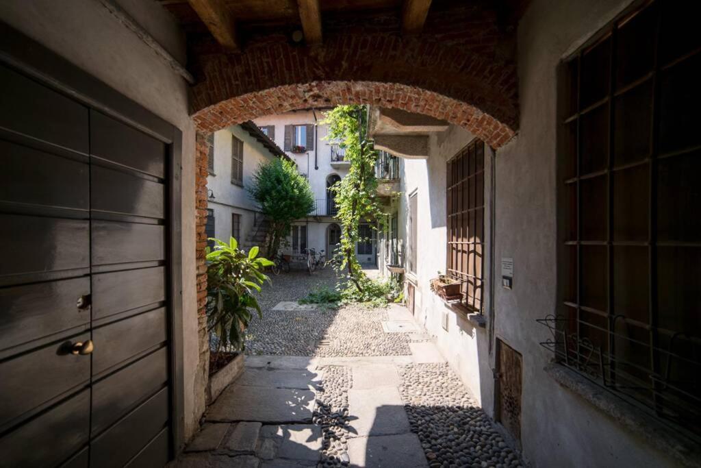 HBHALL Navigli 2 Apartment - Chambres d’hôtes