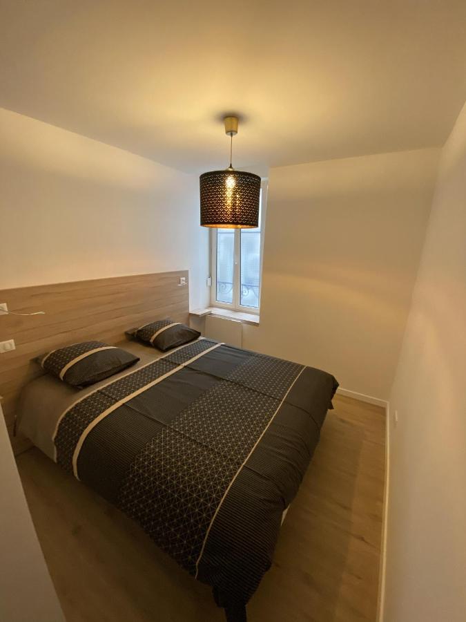 Apartment with Shower