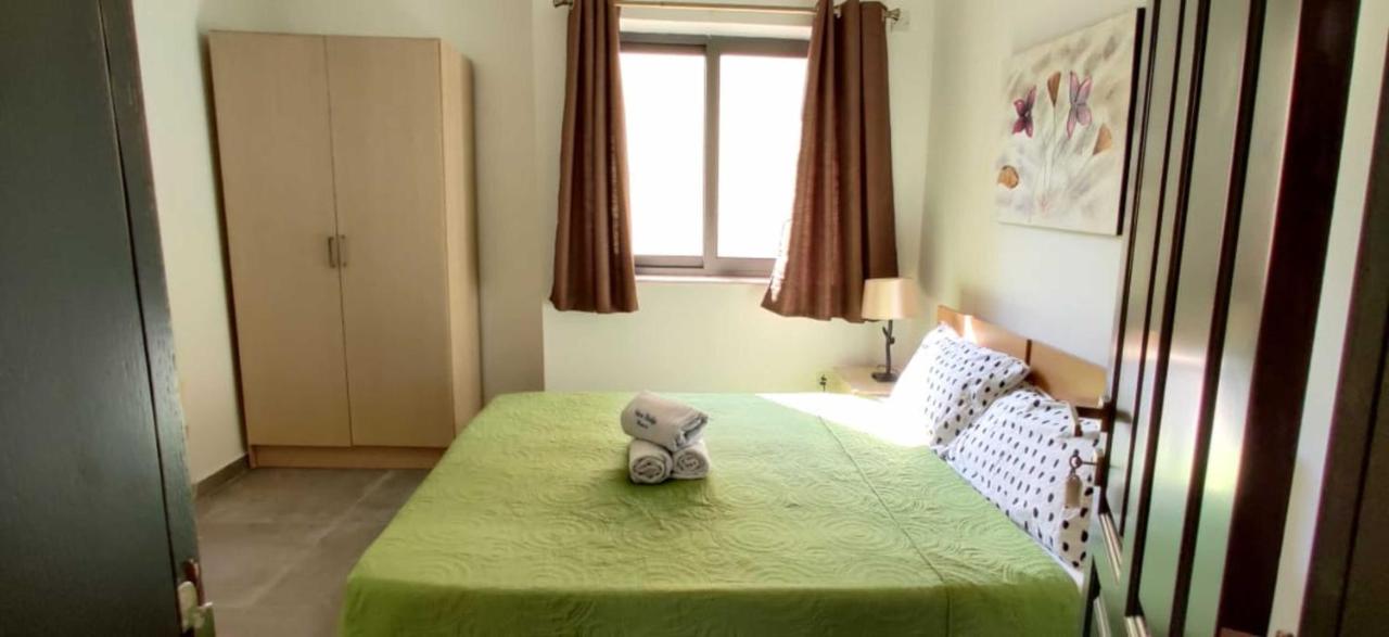 Habitación Doble con baño compartido