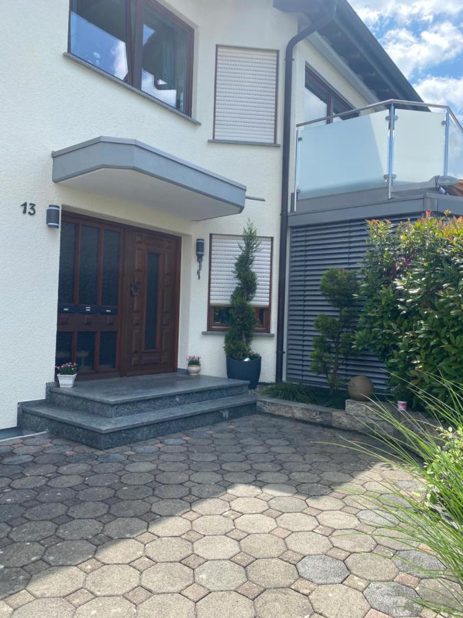 Elviras Apartment - Bed and Breakfast Singen