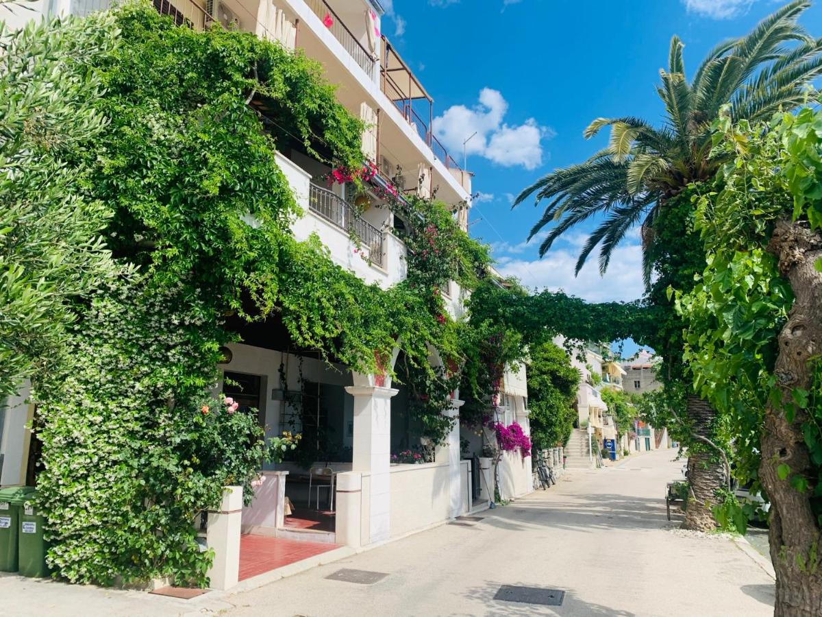 Seafront aparment - B&B