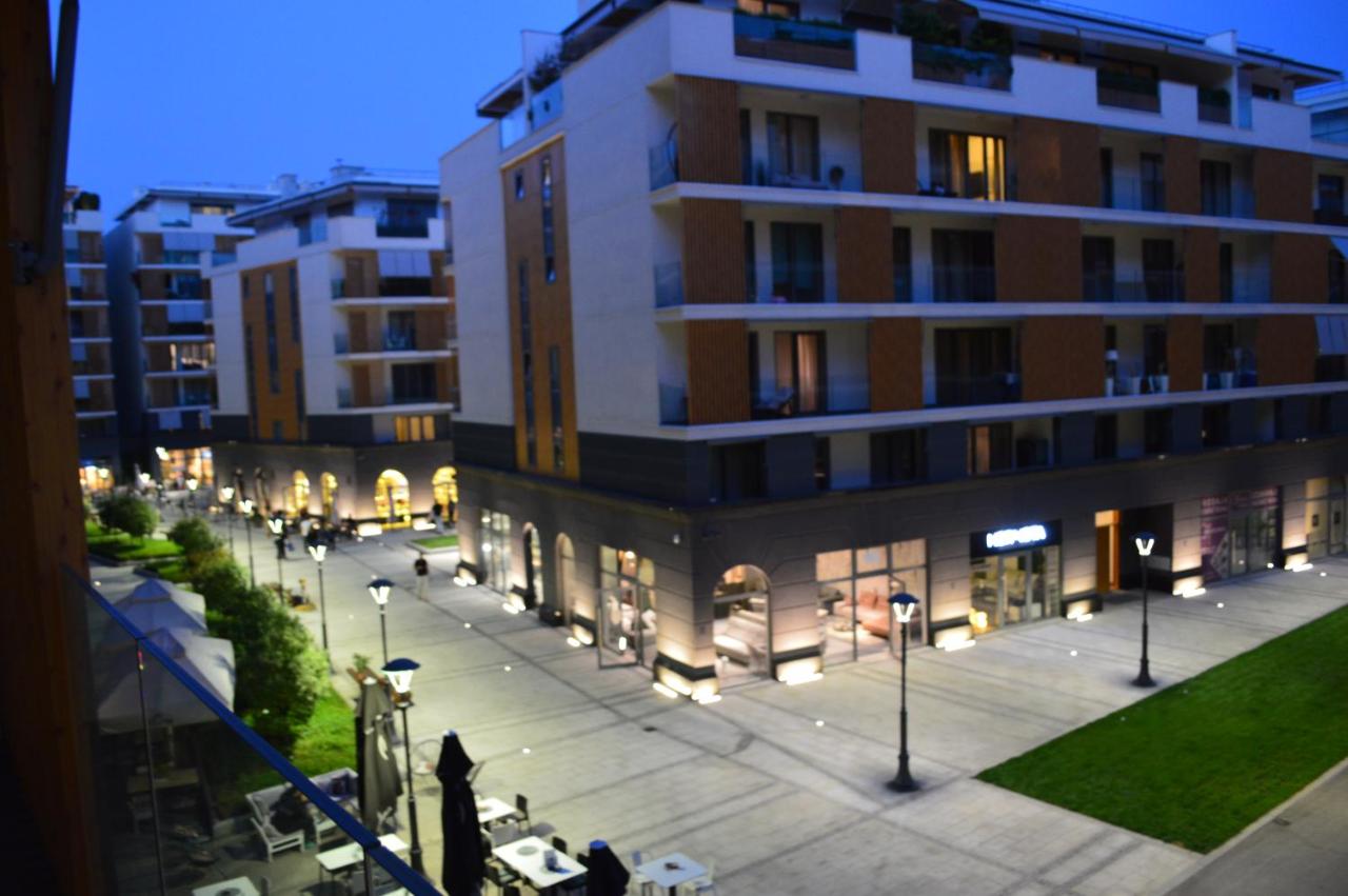 Apartment Mercedes - B&B